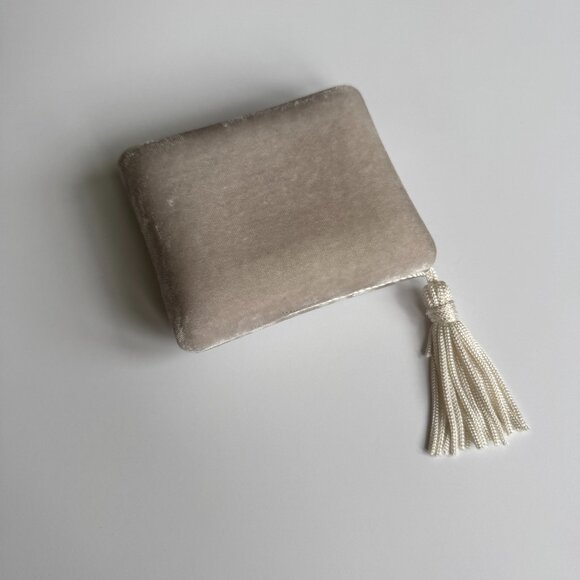 Sophie Bille Brahe Grey Velvet Jewelry Box - Picture 1 of 2